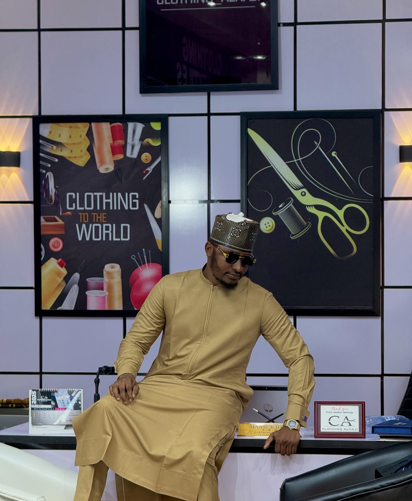 White Minimal — v2